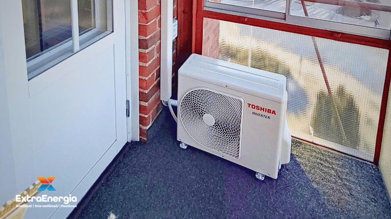 Ilmalampopumppu-kerrostalo-parveke-Extraenergia